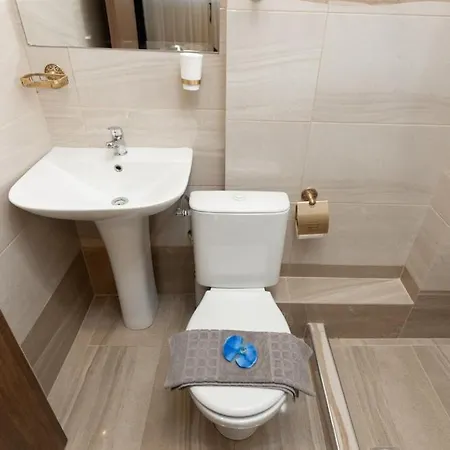 Valery Hotel 2*
