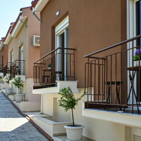 Valery 2* פפקוהורי