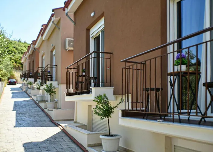 Valery 2* Pefkochori